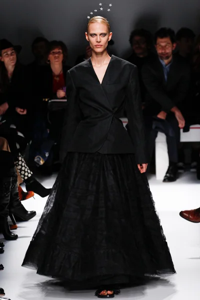 Look 9